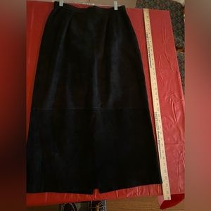 Vintage Black Suede Midi Skirt | Significance | Size 10